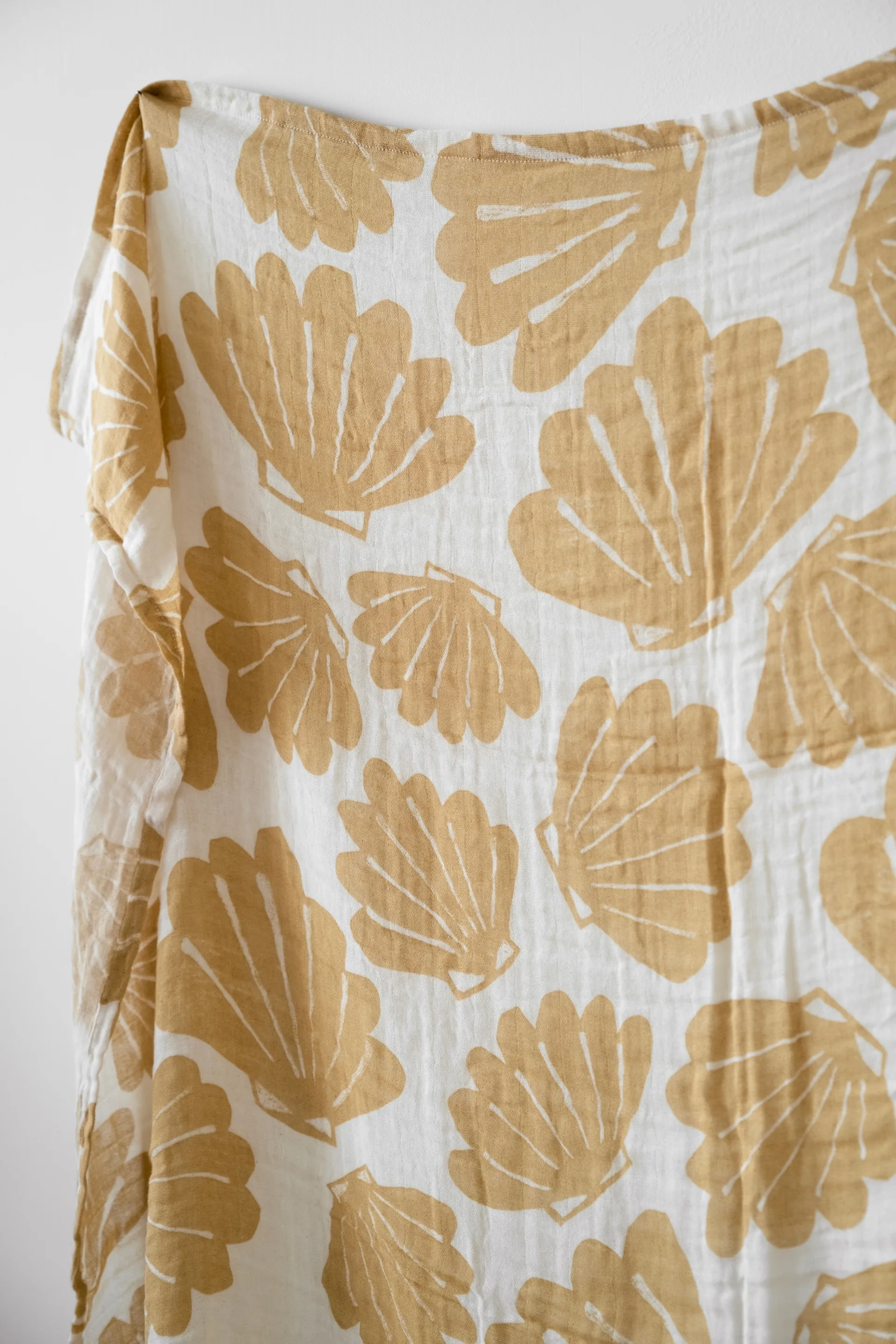 Snäcka Muslindecke 120 x 120cm, Sand Fine Little Day