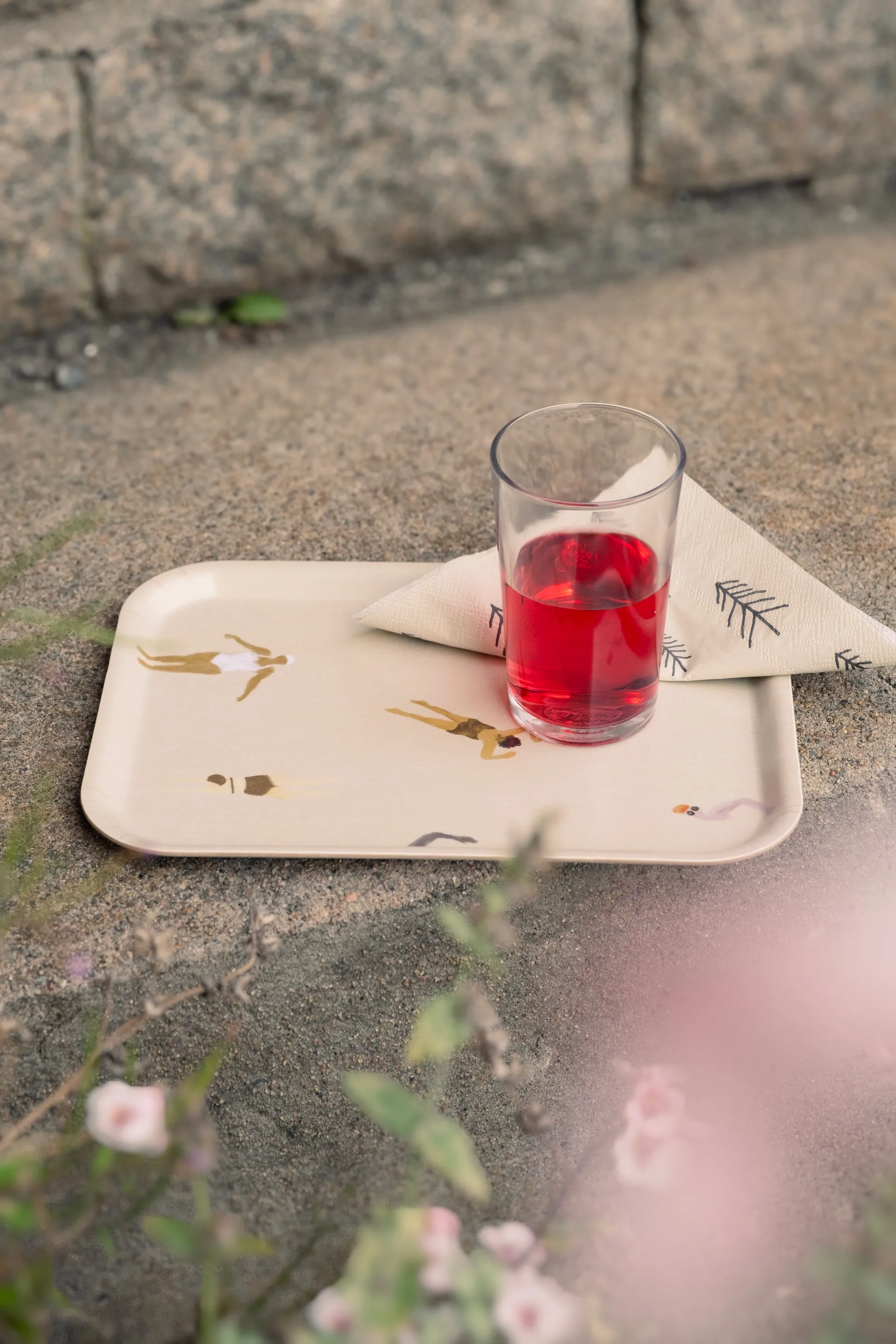 Swimmers Tablett 20 x 27cm, Beige Fine Little Day