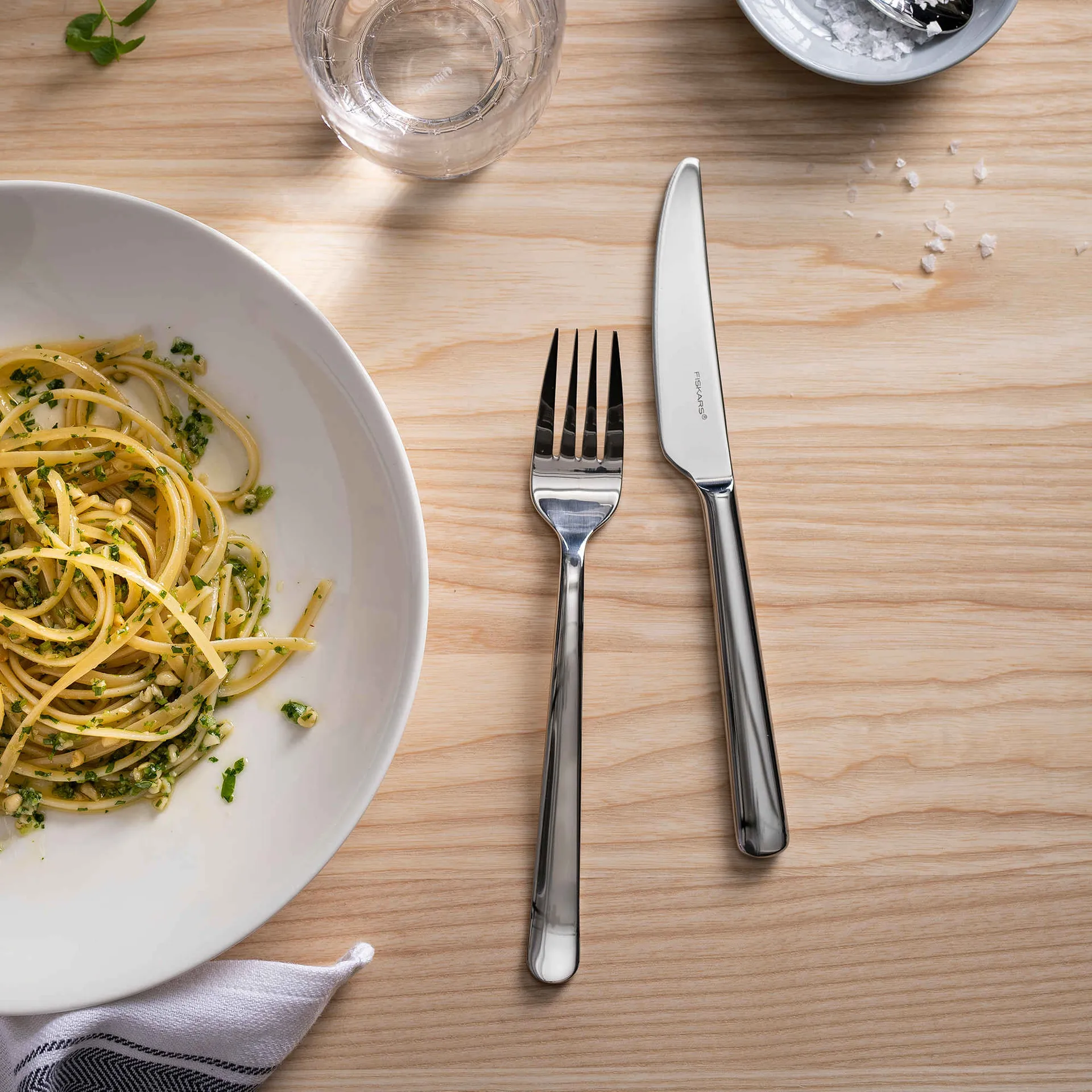 Functional Form Besteckset glänzend, 24 Teile Fiskars