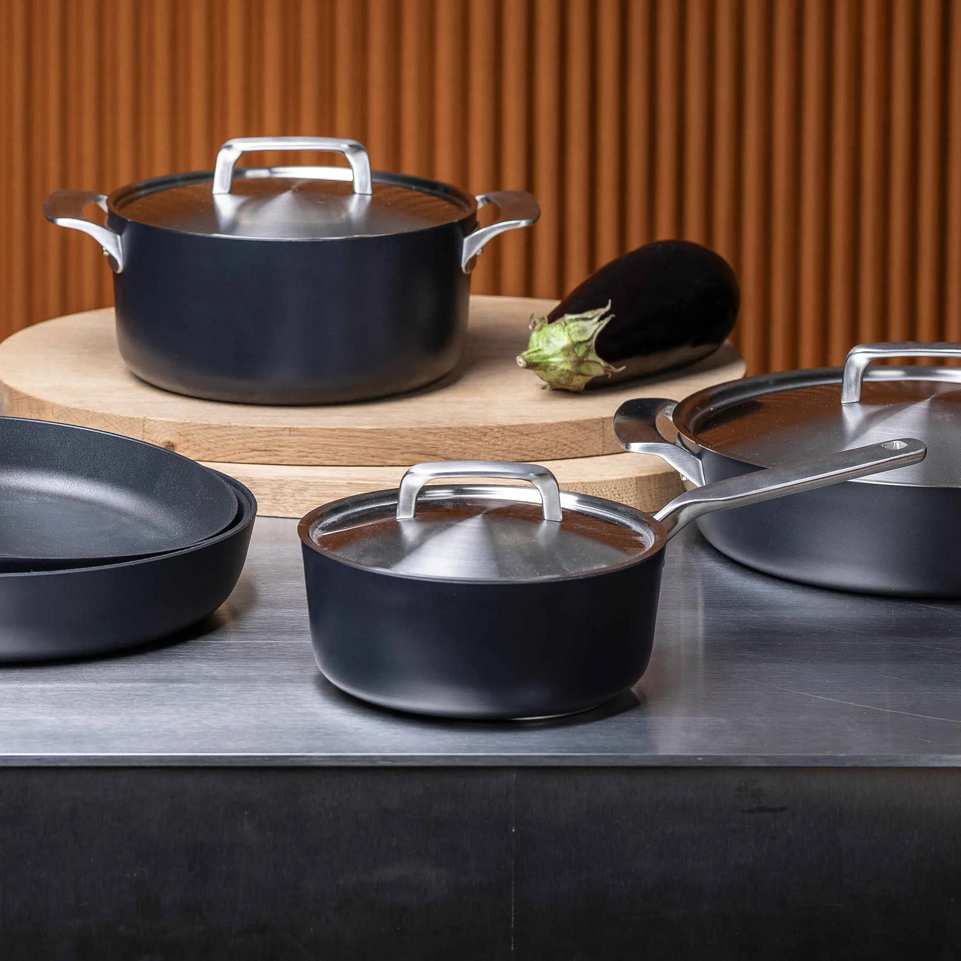 Rotisser Sauteuse mit hoher Kante, 24cm Fiskars