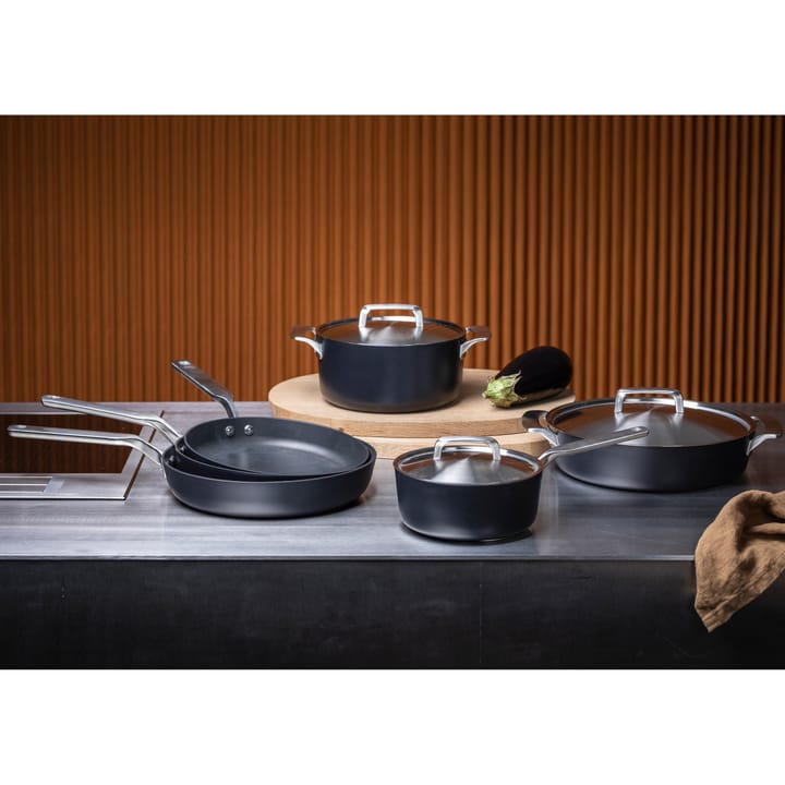 Rotisser Steel Bratpfanne - 26cm - Fiskars