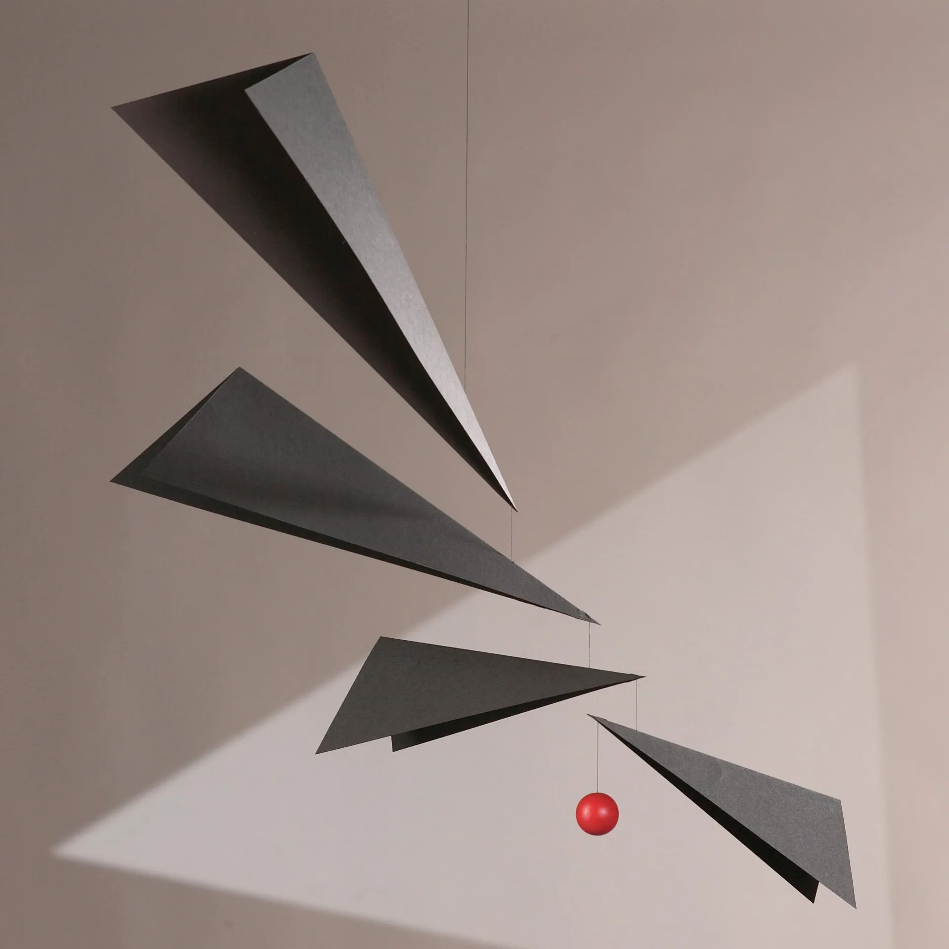 Wings Mobile, Schwarz Flensted Mobiles