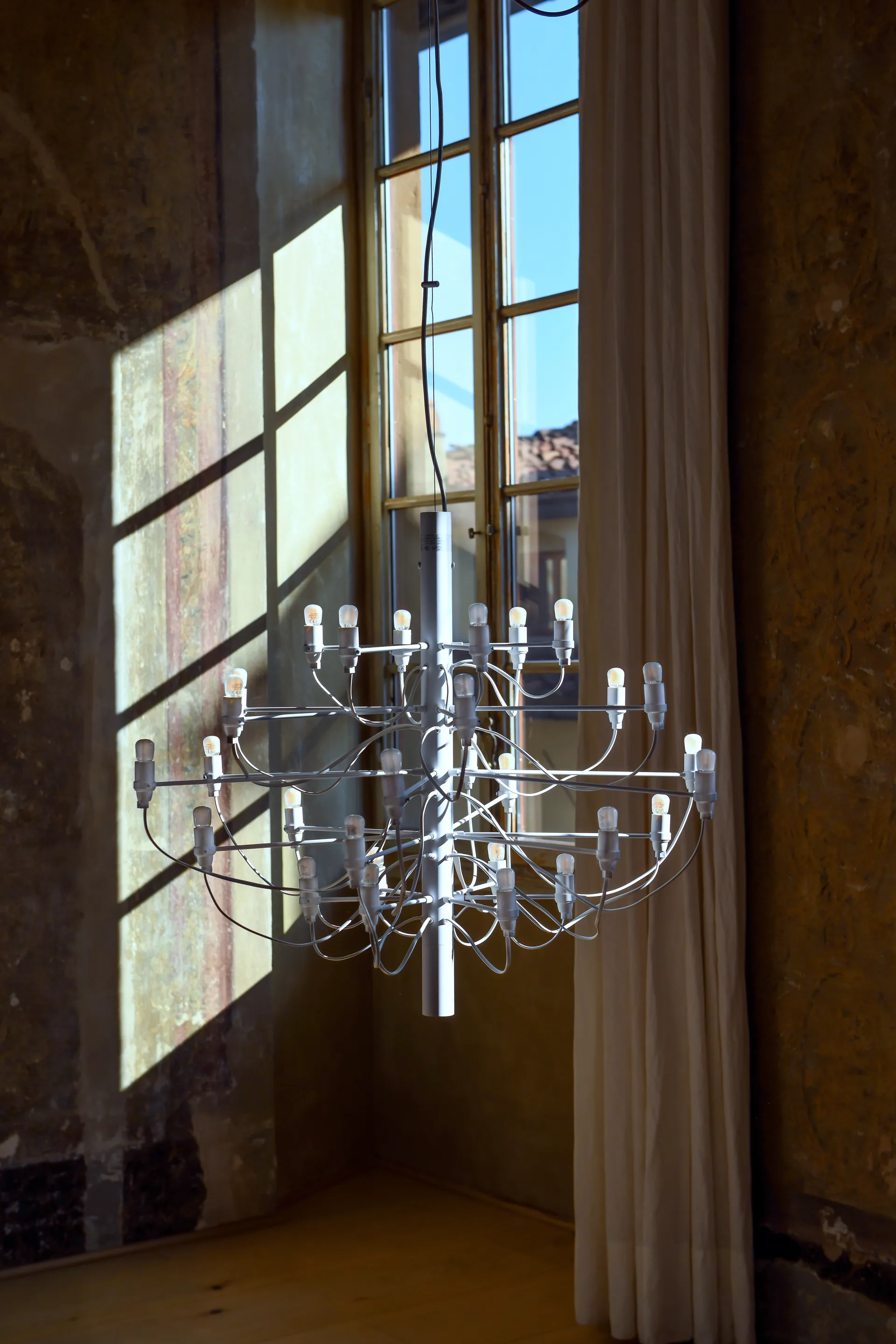2097 Sarfatti Kronleuchter LED, Mattvit 30 Lampen Flos