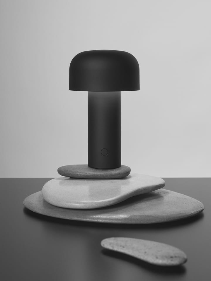 Bellhop tragbare Tischleuchte, Matte black Flos