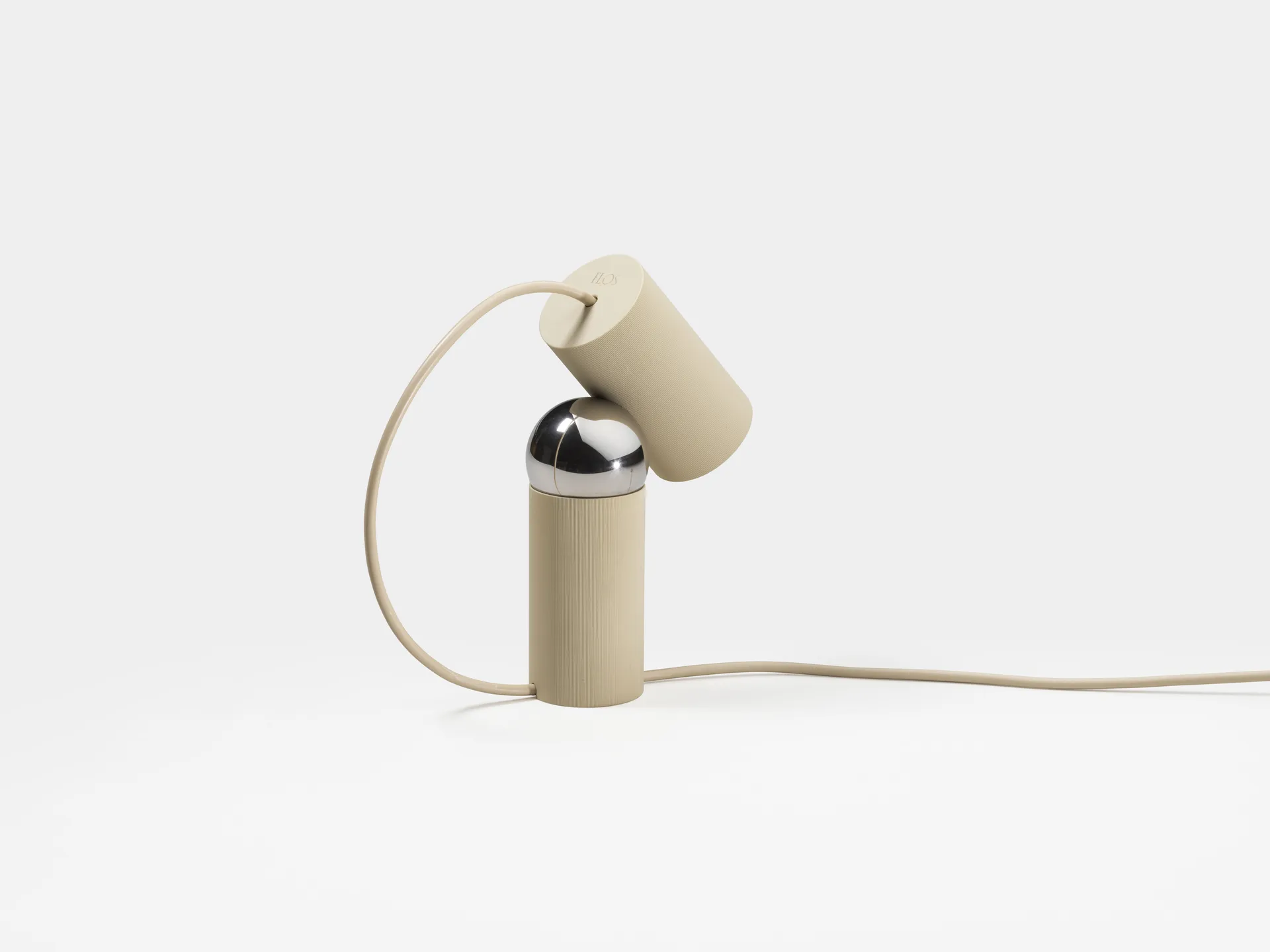 Bilboquet Tischleuchte, Linen Flos