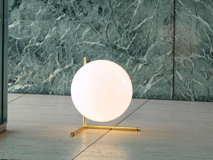 IC T3 Tischleuchte 52,4 cm, Gold Flos