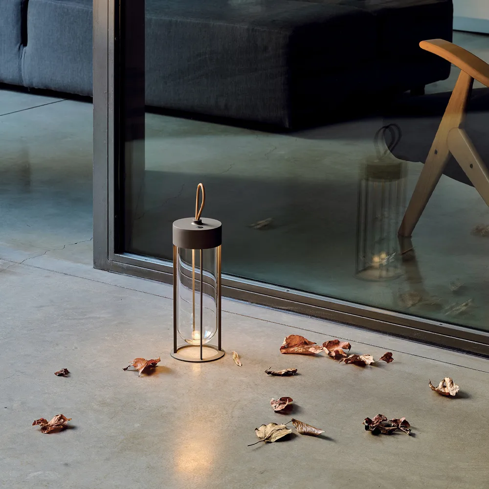 In Vitro Tischleuchte, Black, 2700 kelvin Flos