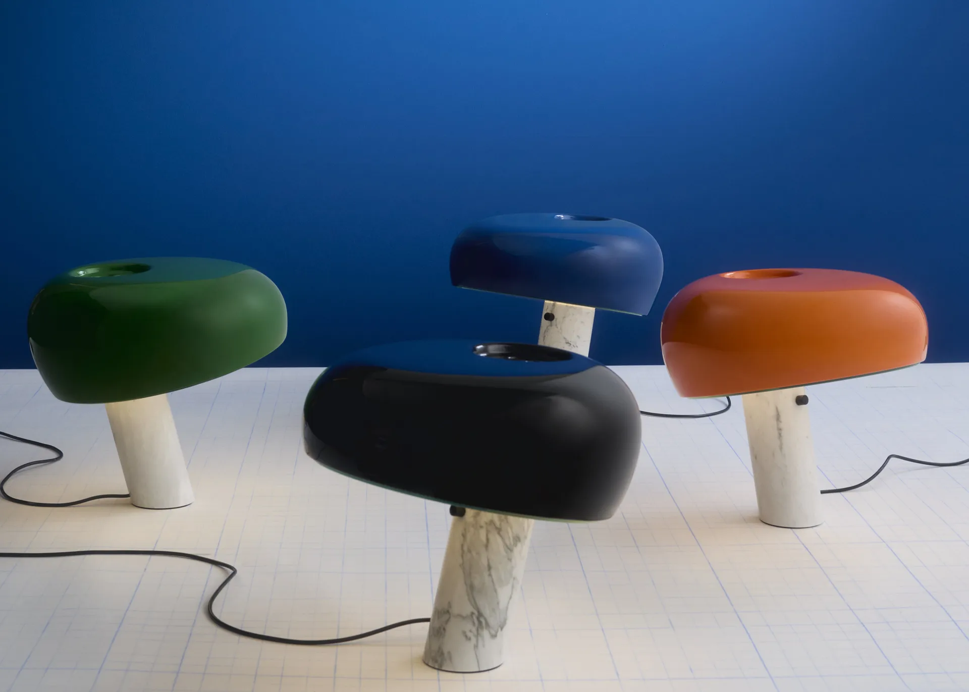 Snoopy Tischleuchte, Orange Flos