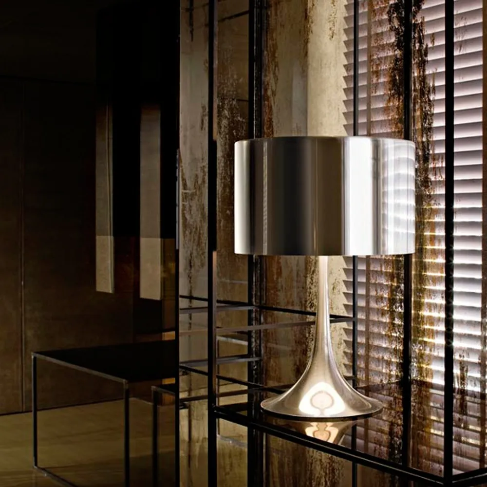 Spun Light T2 Tischleuchte, Weiß Flos