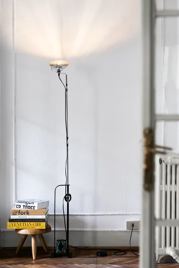 Toio LED-Stehleuchte - schwarz (EU) - Flos
