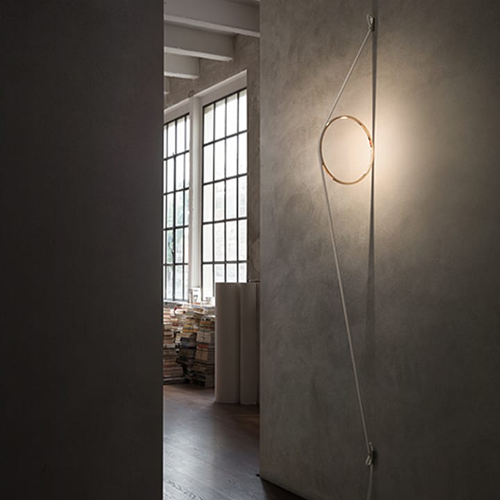Wirering Wandleuchte, Grau‑weiß Flos