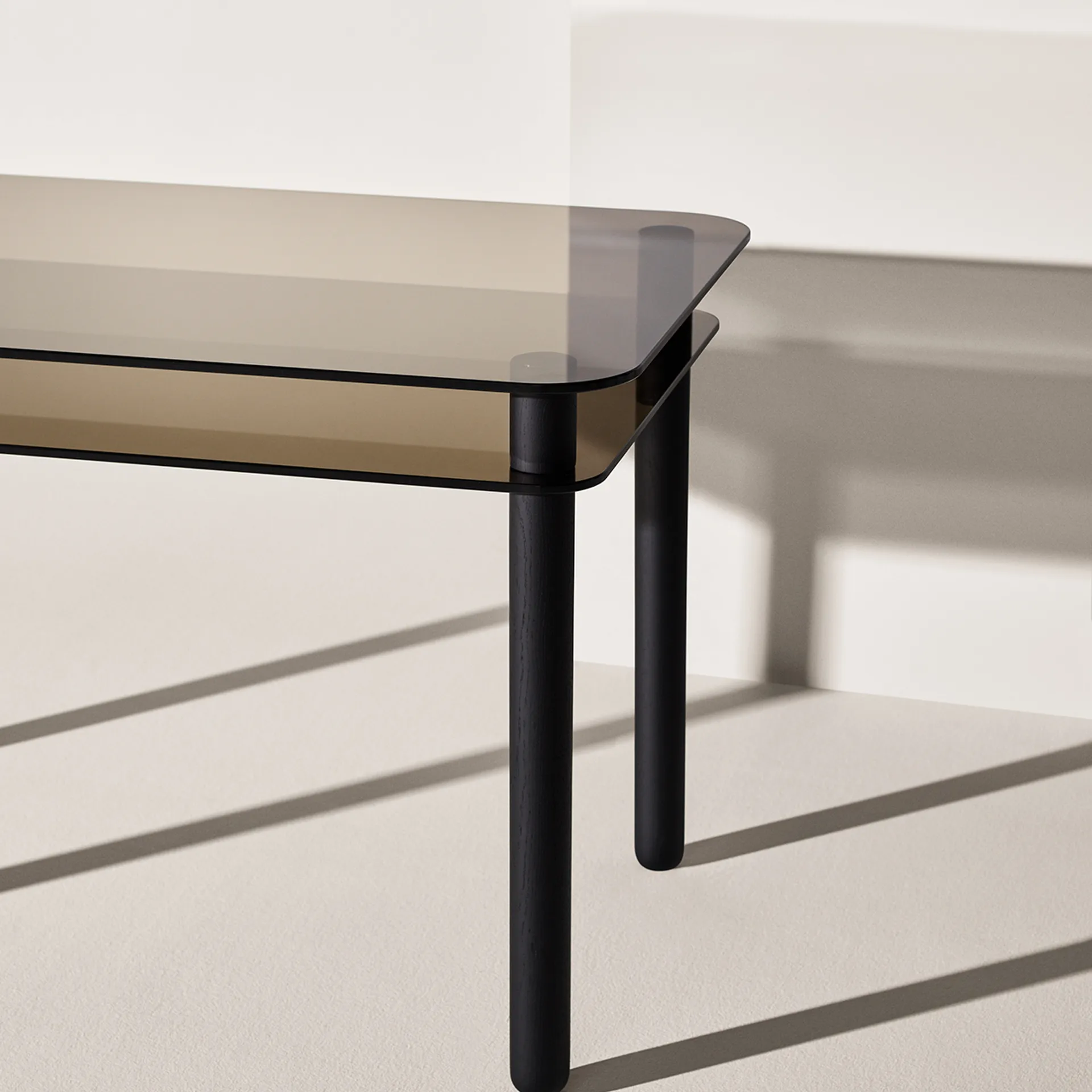 Big Sur Schreibtisch, braun, schwarz gebeizte Eiche Fogia