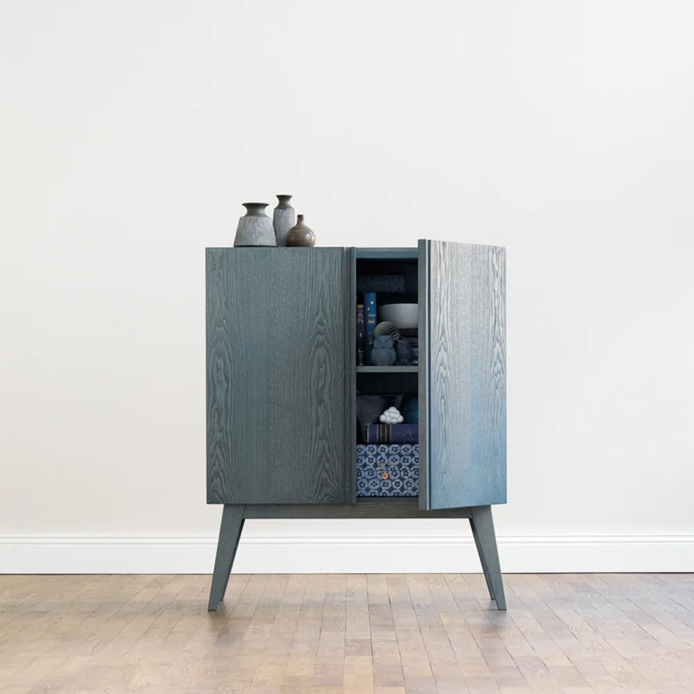 Boss Schrank, Schwarz gebeizt Eiche-hoch-im 2-türen Fogia