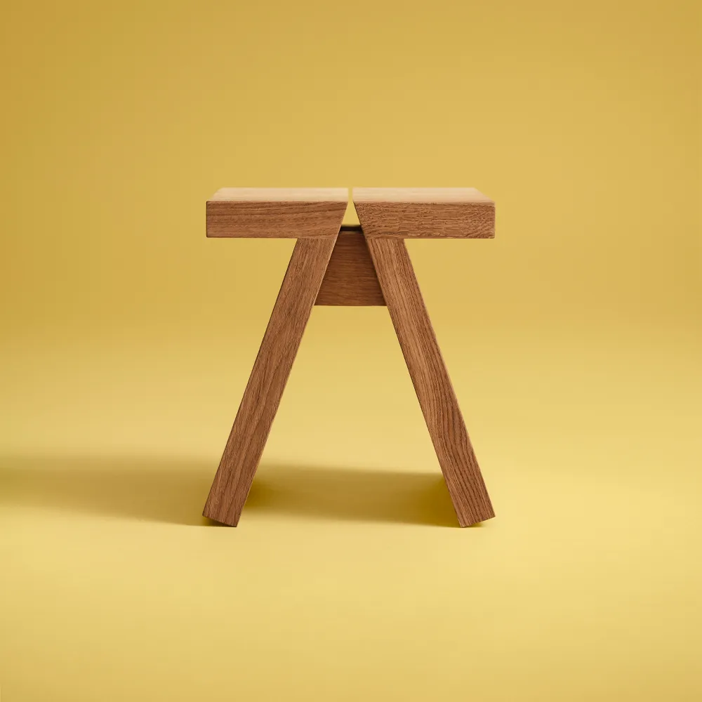 Supersolid Object 1 Hocker, Eiche geräuchert Fogia