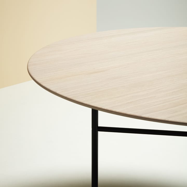 Supper Esstisch Eiche Ø127 cm, Eiche weißpigmentiert, schwarzer Unterbau Fogia