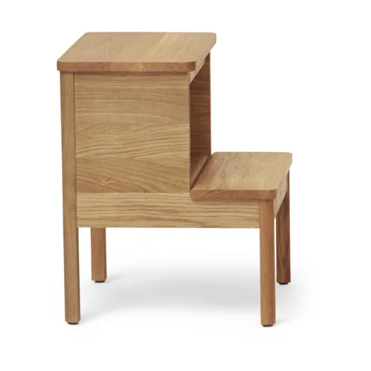 A line Tritthocker, Eiche Form & Refine