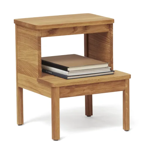 A line Tritthocker, Eiche Form & Refine