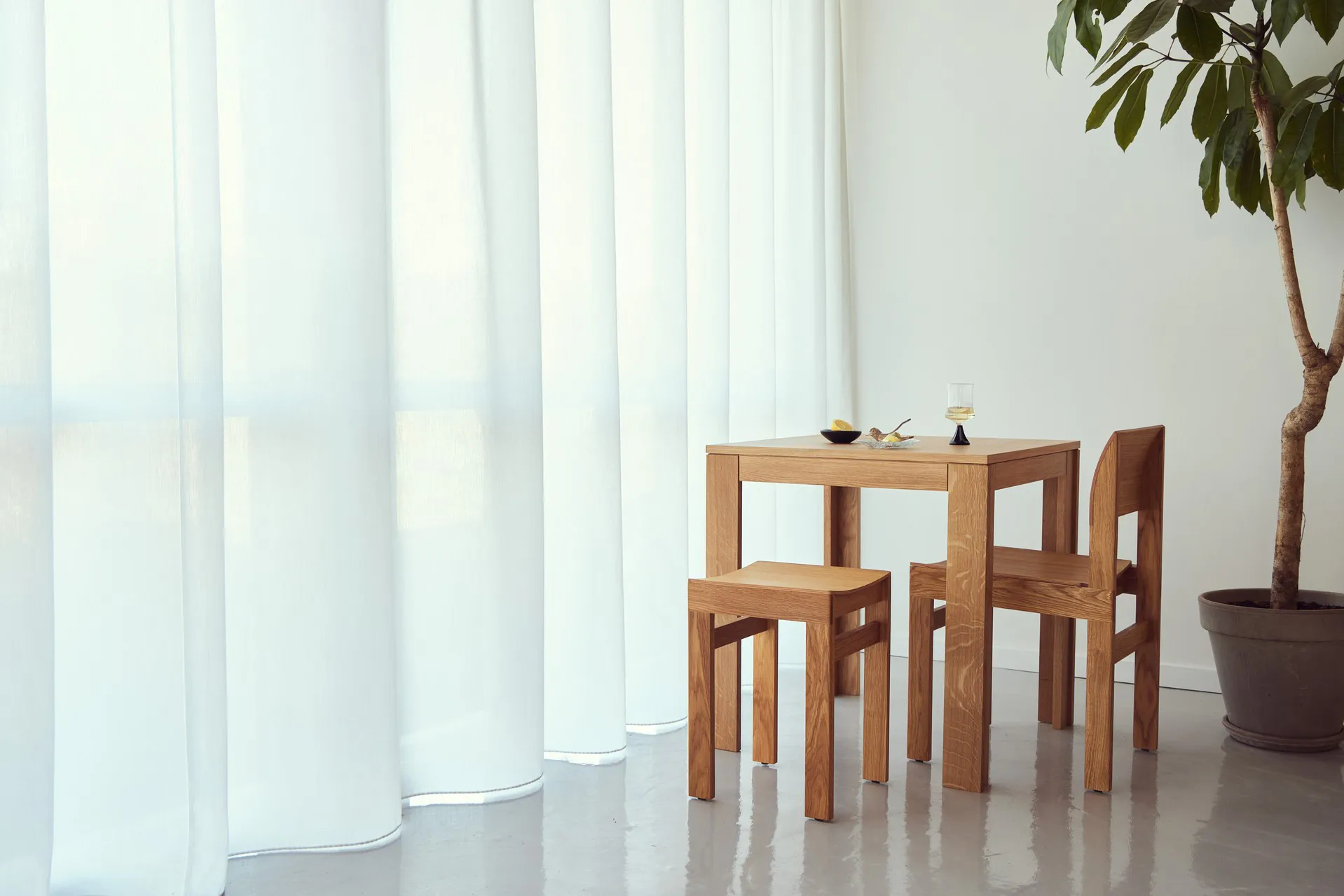 Element Tisch 70x70 cm, Eiche Form & Refine