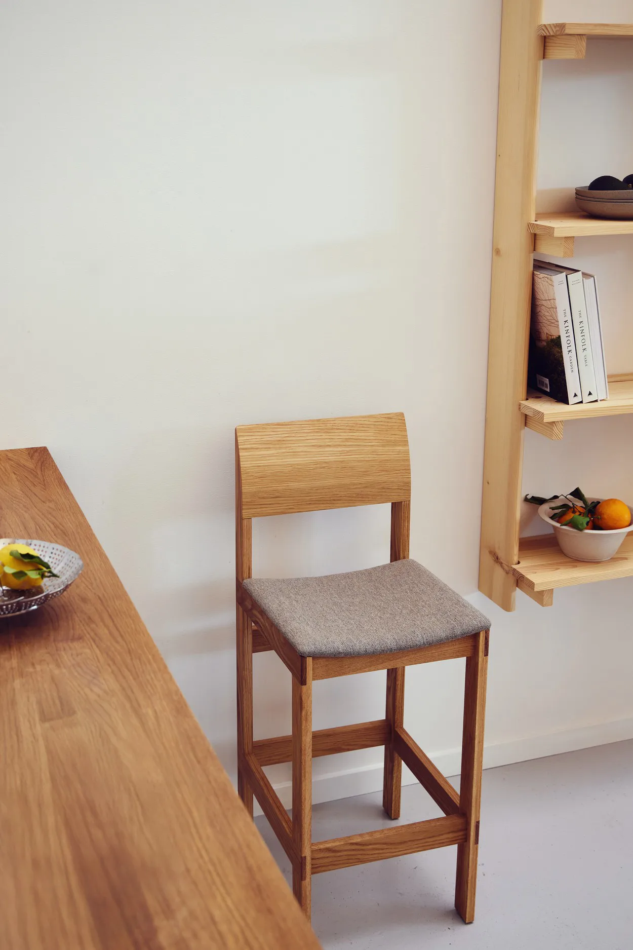 Sonder Barhocker 65 cm, die Ek-Hallingdal 65-0227 Form & Refine