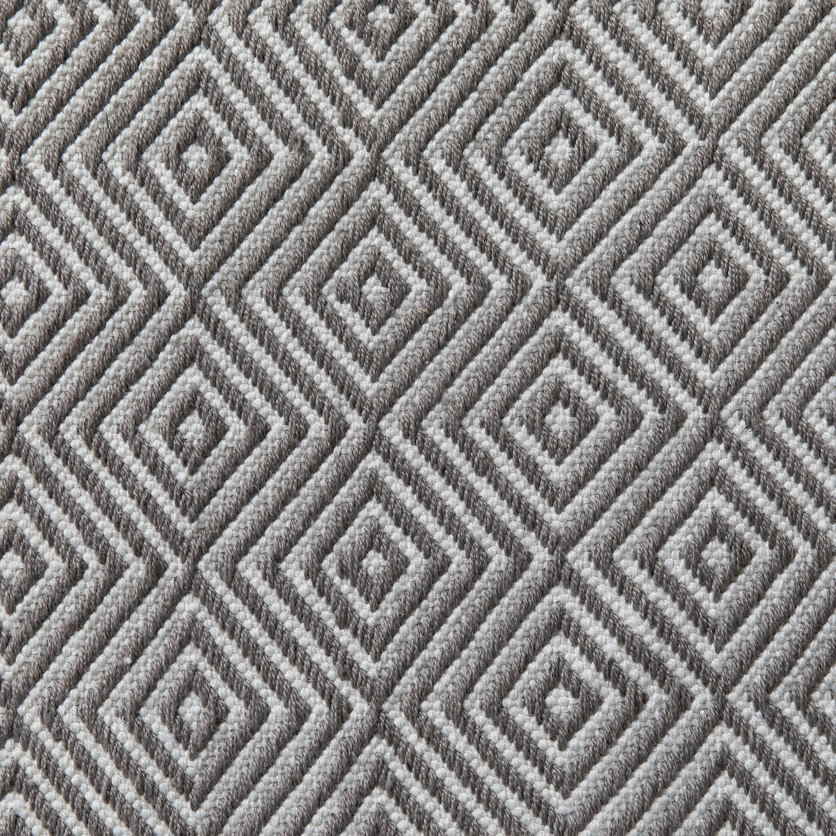 Diamond Teppich 170 x 230cm, Grey Formgatan