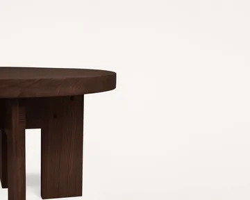 Farmhouse Beistelltisch - Dunkle Eiche, 51x55,8x37 cm - FRAMA