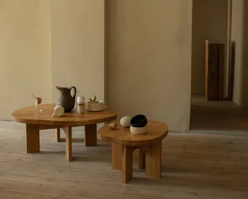 Farmhouse Beistelltisch - Eiche, 51x55,8x37 cm - FRAMA