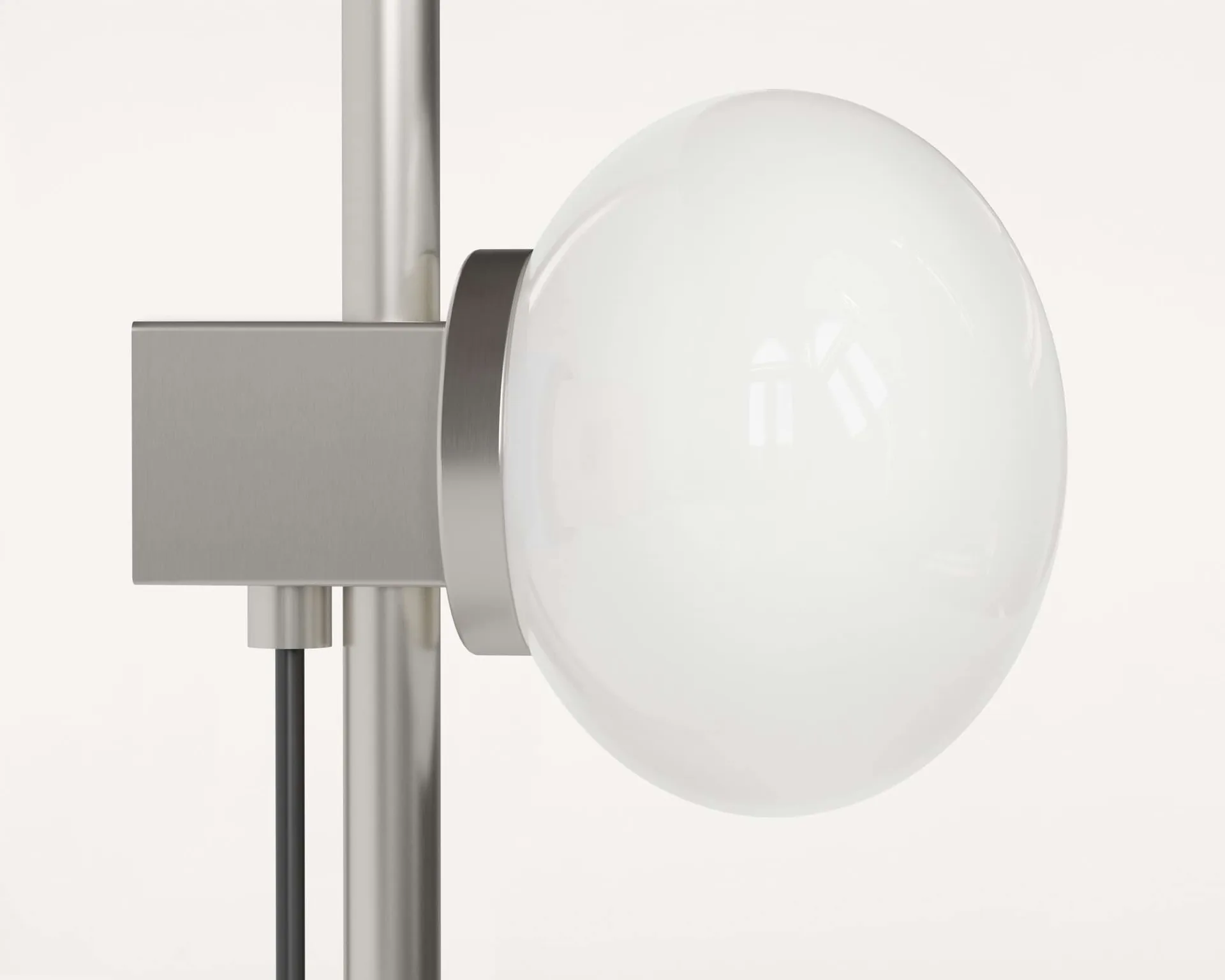 Ovoid Single Wandleuchte, Edelstahl-Opalglas FRAMA