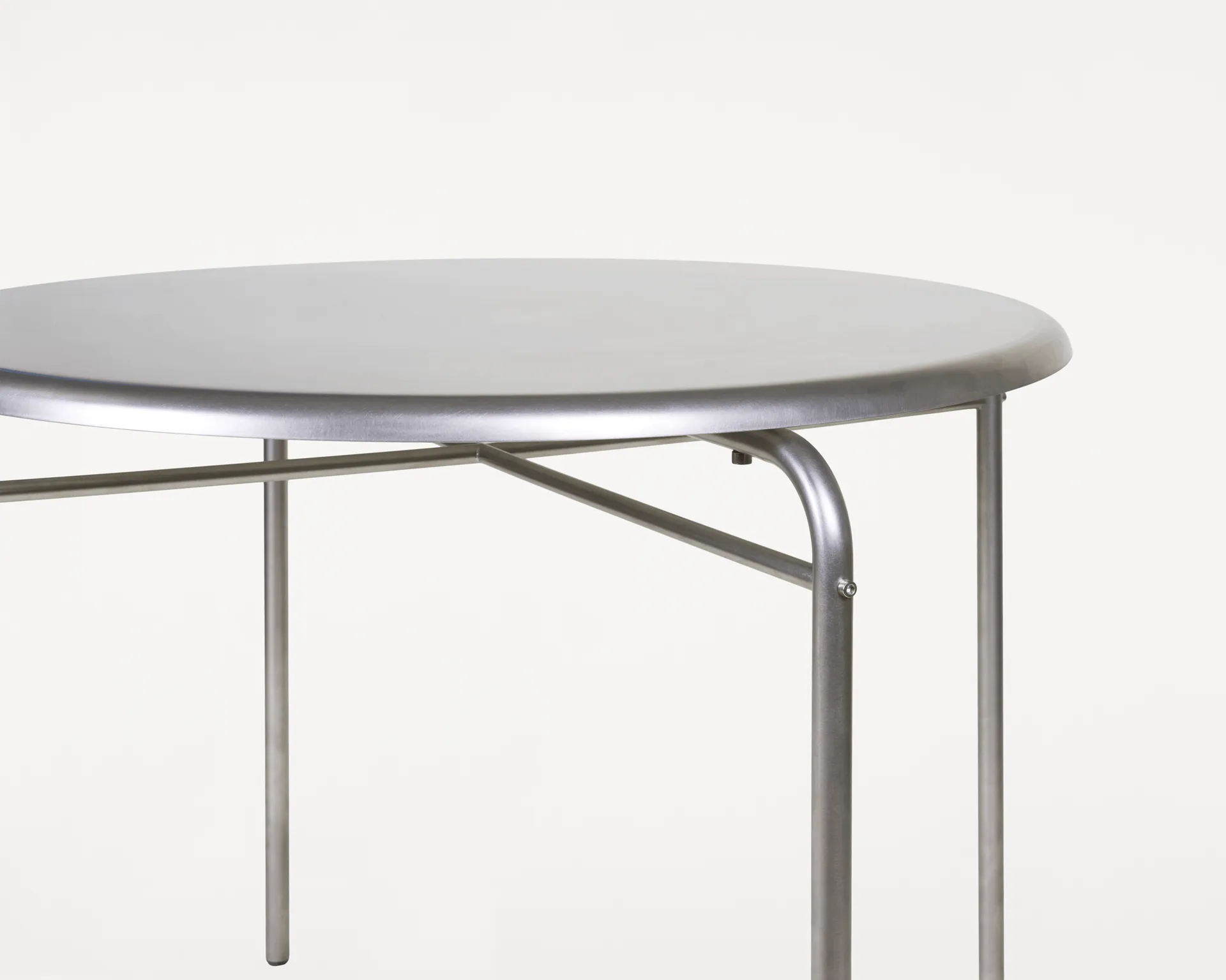 Petit Rond Tisch, Edelstahl, Ø90x73 cm FRAMA