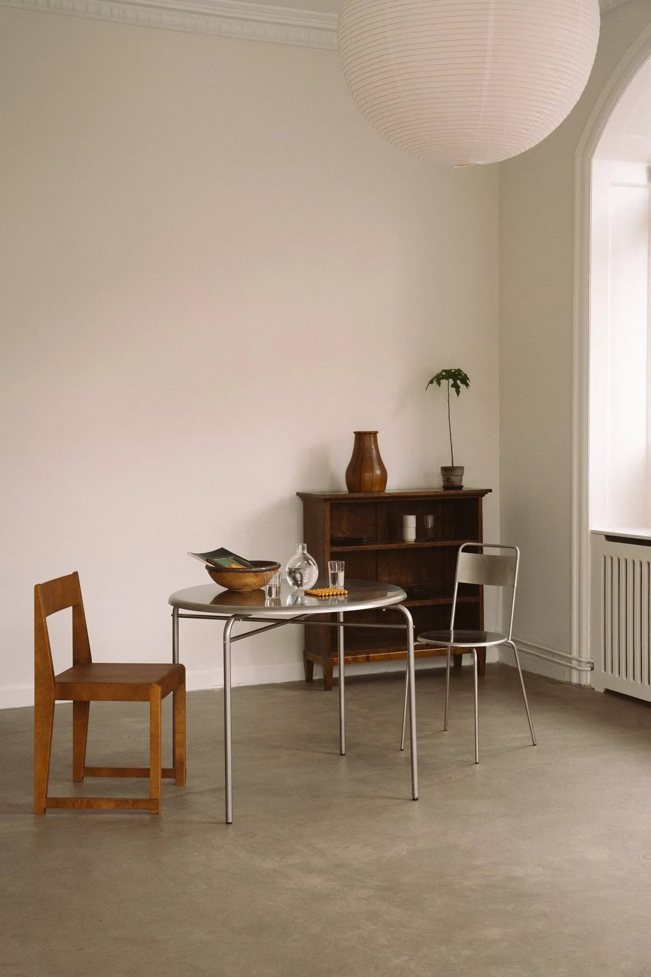 Petit Rond Tisch, Edelstahl, Ø90x73 cm FRAMA