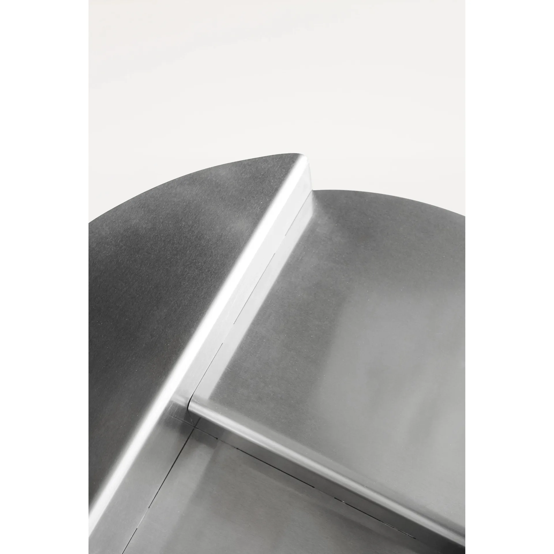 Rivet Beistelltisch, Aluminium, Ø51,3x40 cm FRAMA