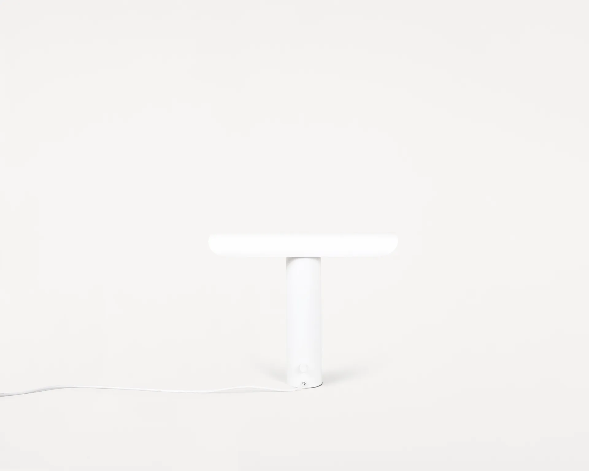 T Lamp Tischleuchte, Weiß FRAMA