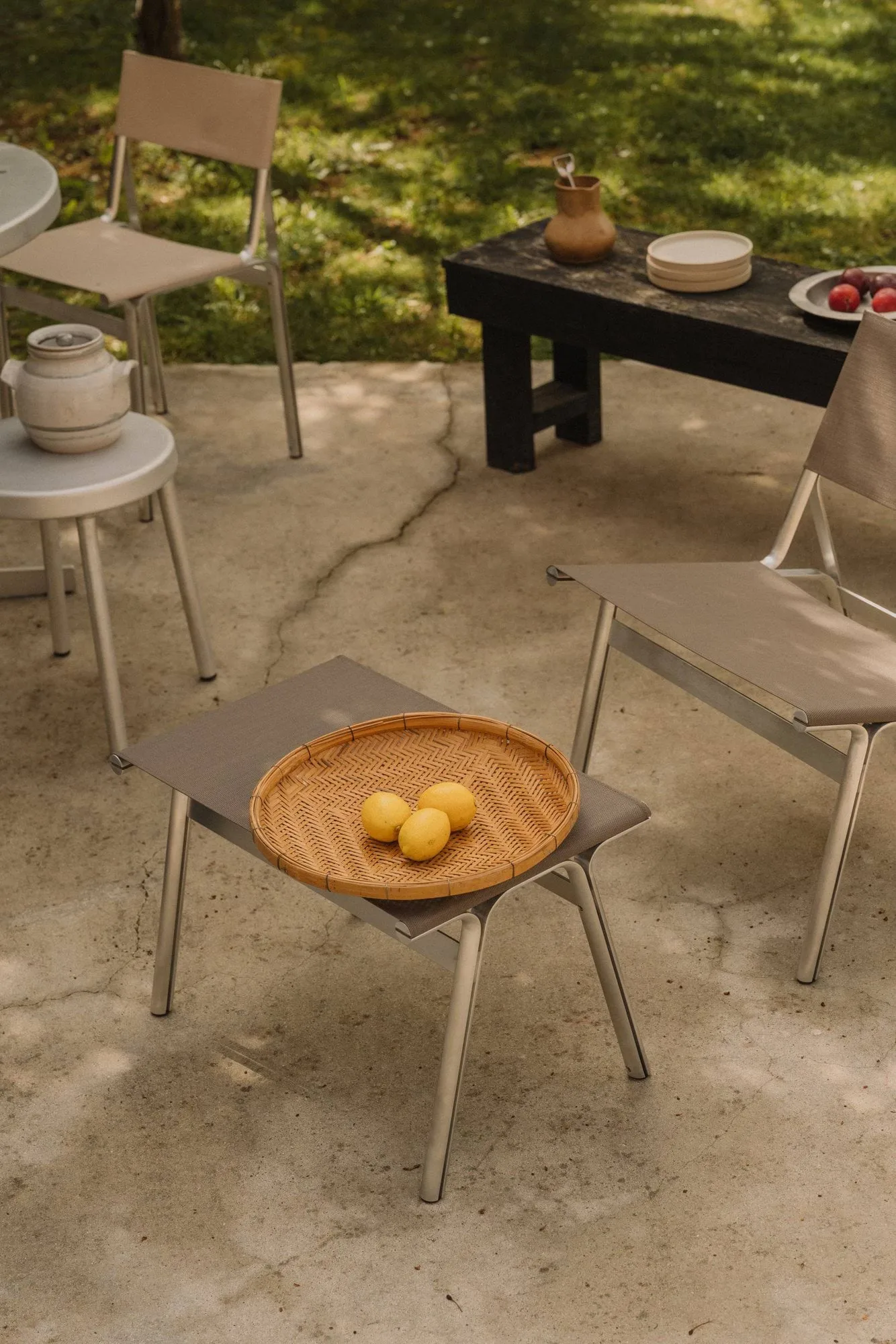 Union Loungesessel, Aluminium-Sandstone Linen FRAMA