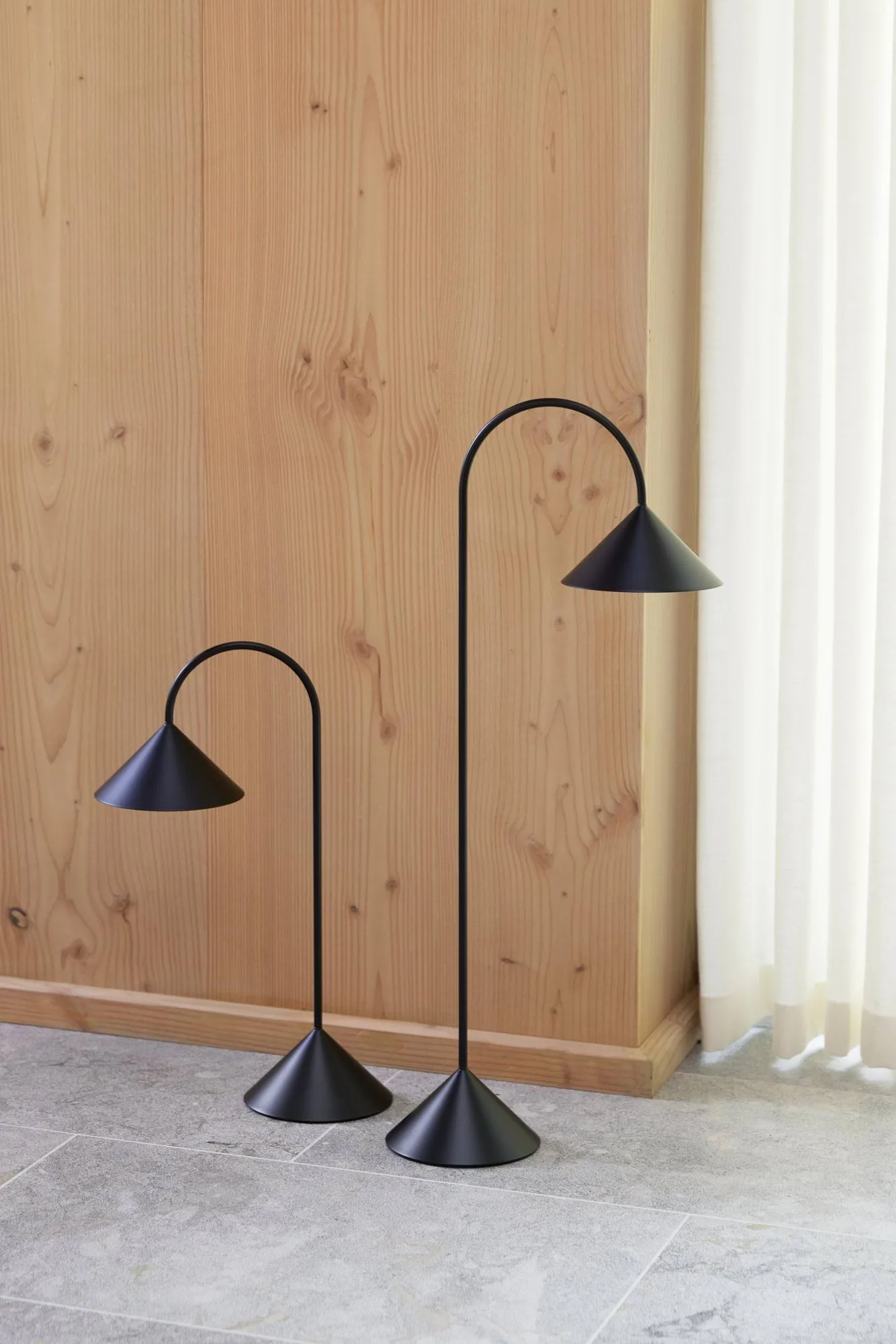 Grasp tragbare Tischleuchte, Matt Black, 47 cm Frandsen
