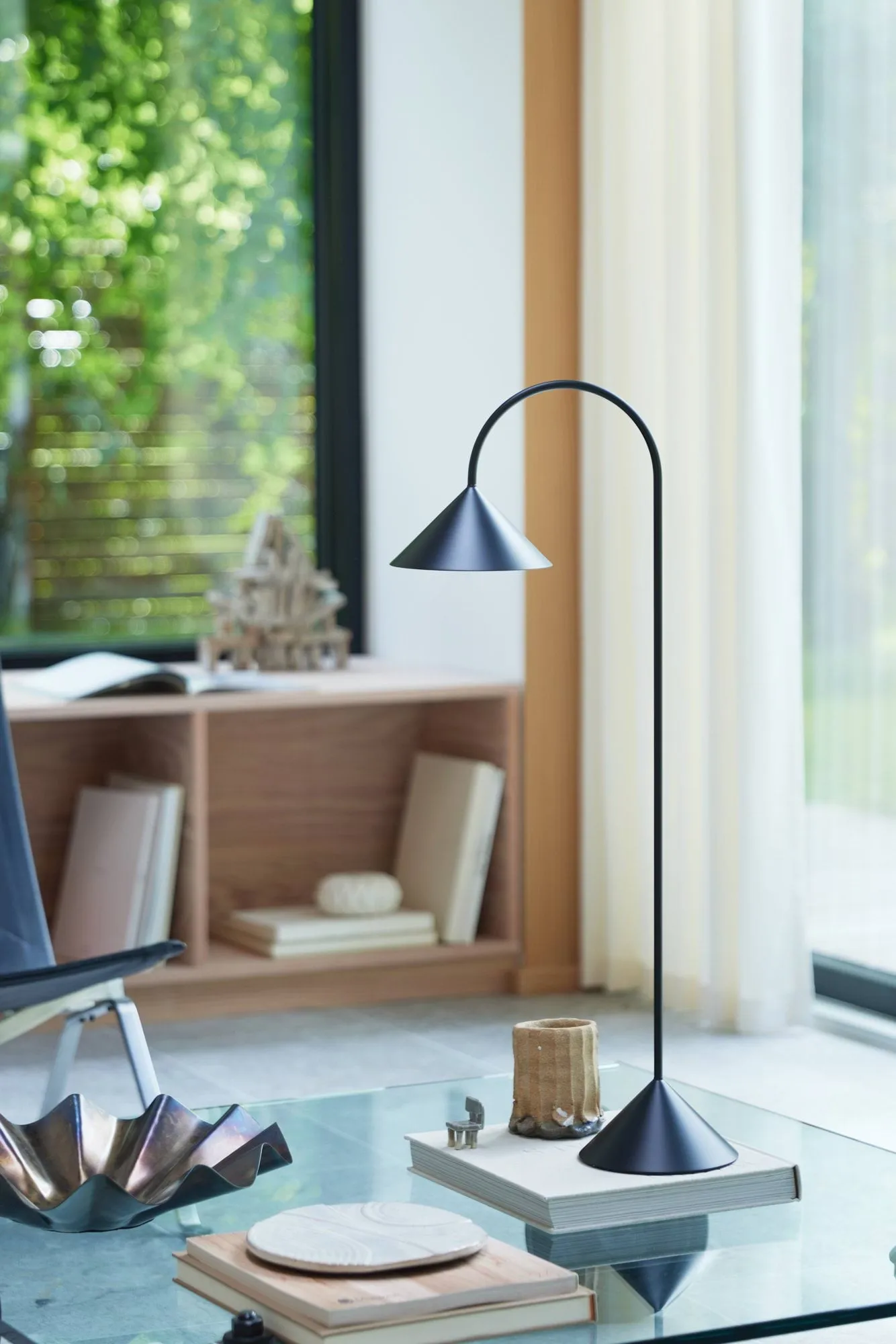 Grasp tragbare Tischleuchte, Matt Black, 72 cm Frandsen