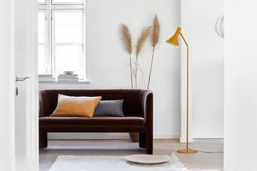 Lyss Stehleuchte - Matt Almond, 150 cm - Frandsen