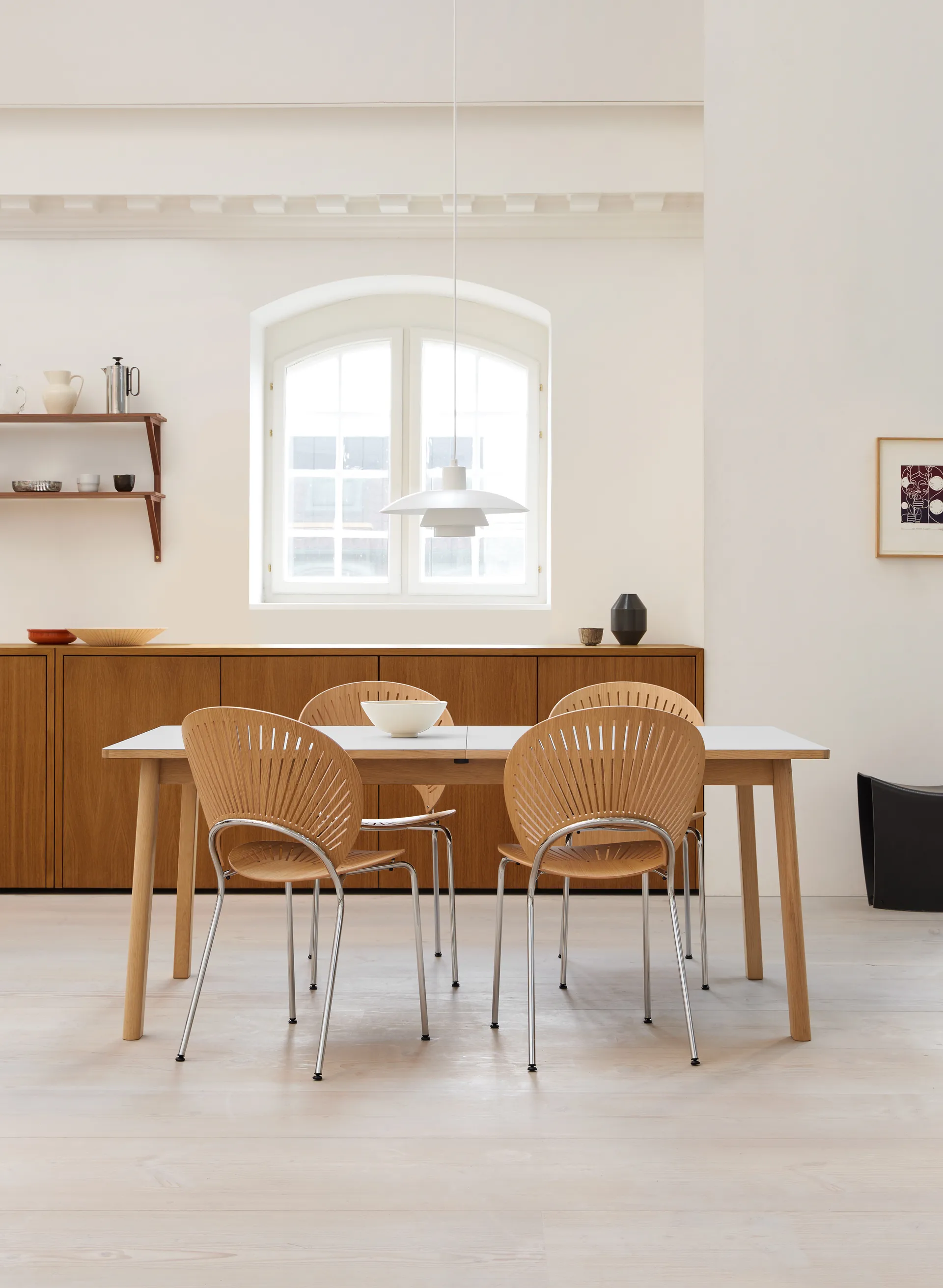 BM29 Regal 78x61 cm, Walnut-Lack Fredericia Furniture