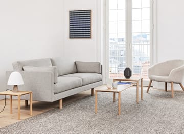 das EJ220 2062 Sofa 2-sits - Bardal 780 blau - Fredericia Furniture