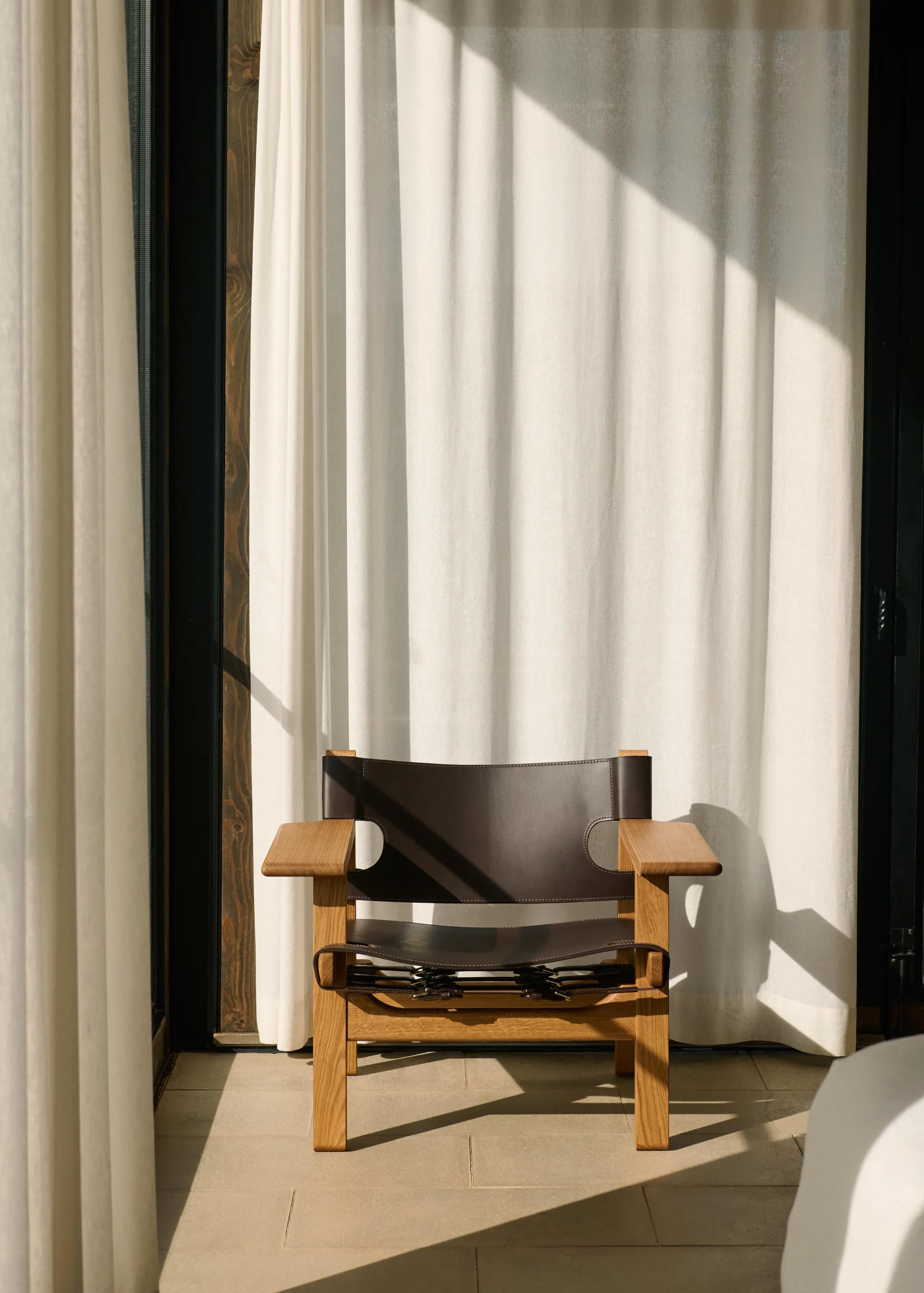 Der Spanische Stuhl, Leder dunkelbraun-geölte Eiche Fredericia Furniture