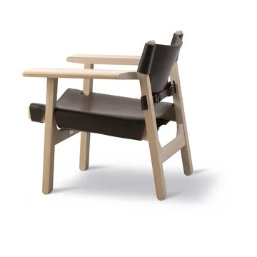 Der Spanische Stuhl - Leder dunkelbraun-geseifte Eiche - Fredericia Furniture