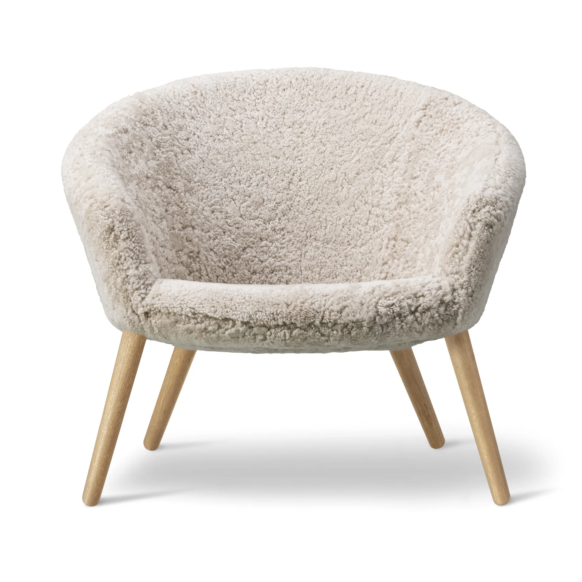 Ditzel Loung-Sessel aus Schaffell, Moonlight-oak Fredericia Furniture