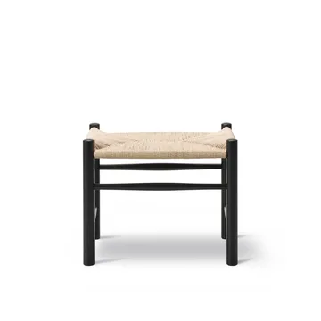 J16 Hocker - Natur-schwarz lackierte Eiche - Fredericia Furniture