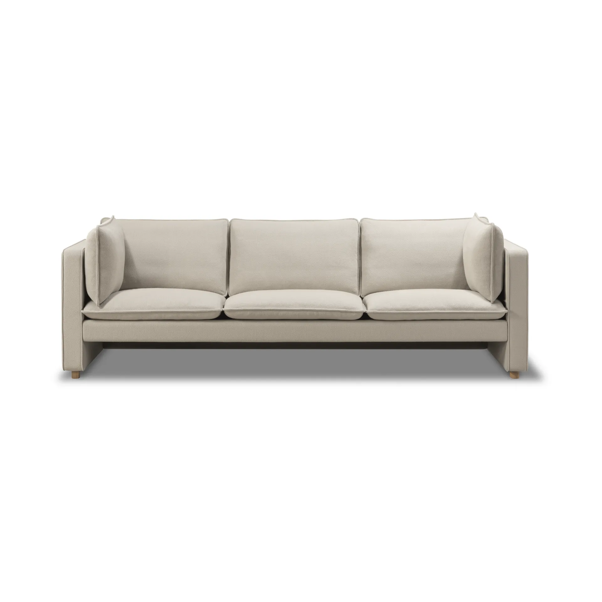 Jota Sofa, Vidar 146-hellgeölte Eiche, 231 cm, 3-Sitzer Fredericia Furniture