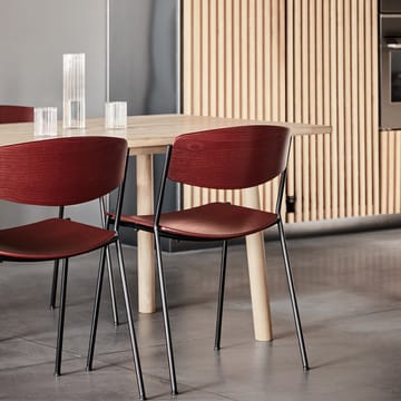 Lynderup 3080 Stuhl - Rote schwarzes Stahlgestell - Fredericia Furniture