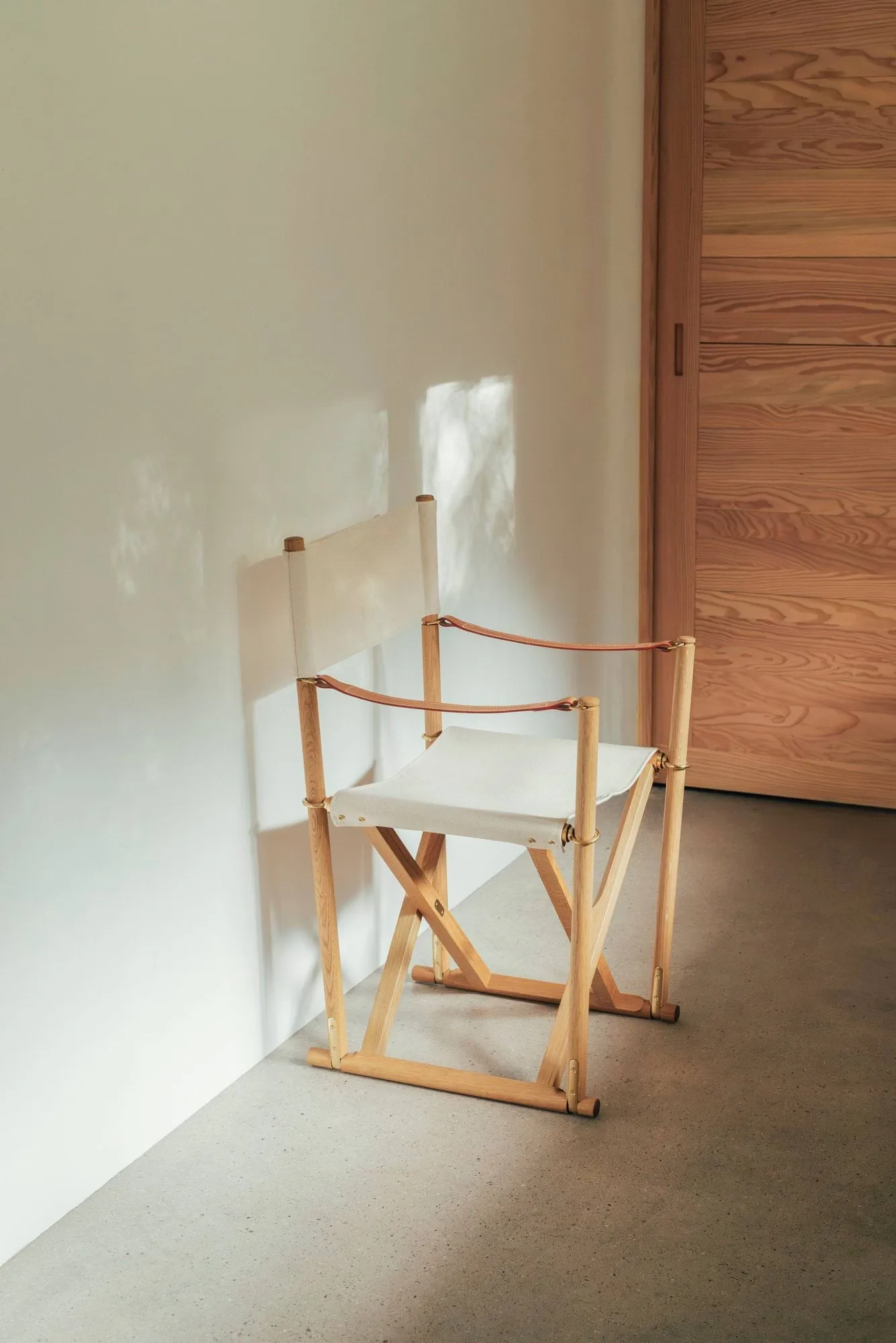 MK16 Folding Chair Stuhl, Off white-hellgeölte Eiche Fredericia Furniture