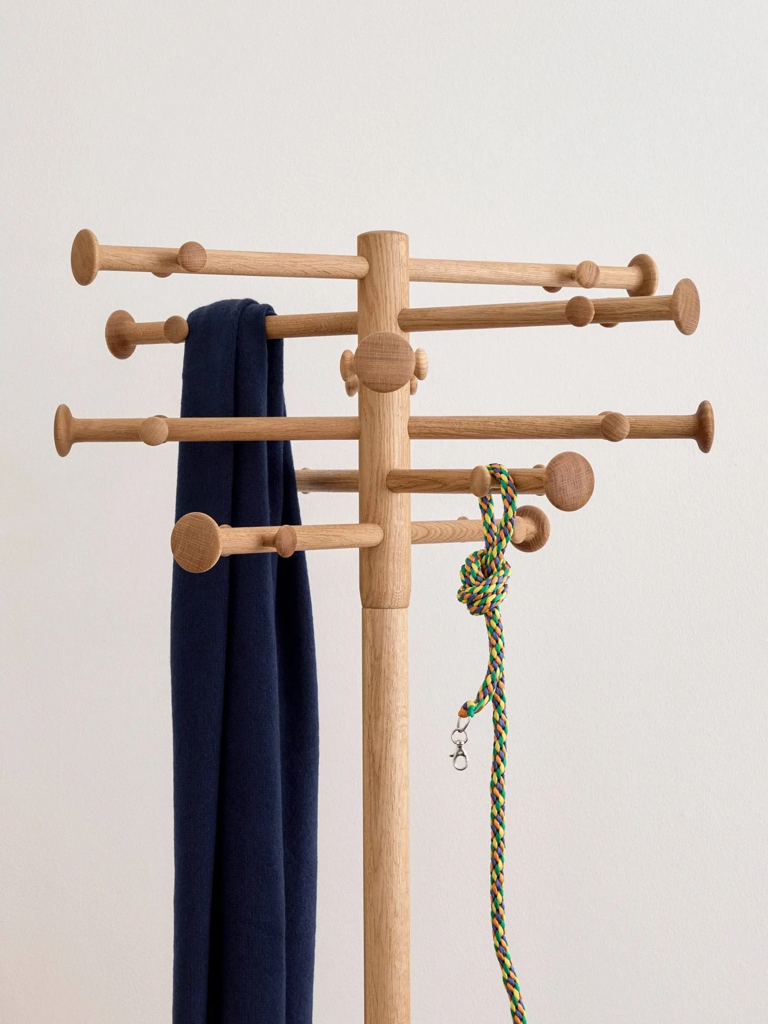 ND09 Garderobenhaken, Geölte Eiche, 170 cm Fredericia Furniture