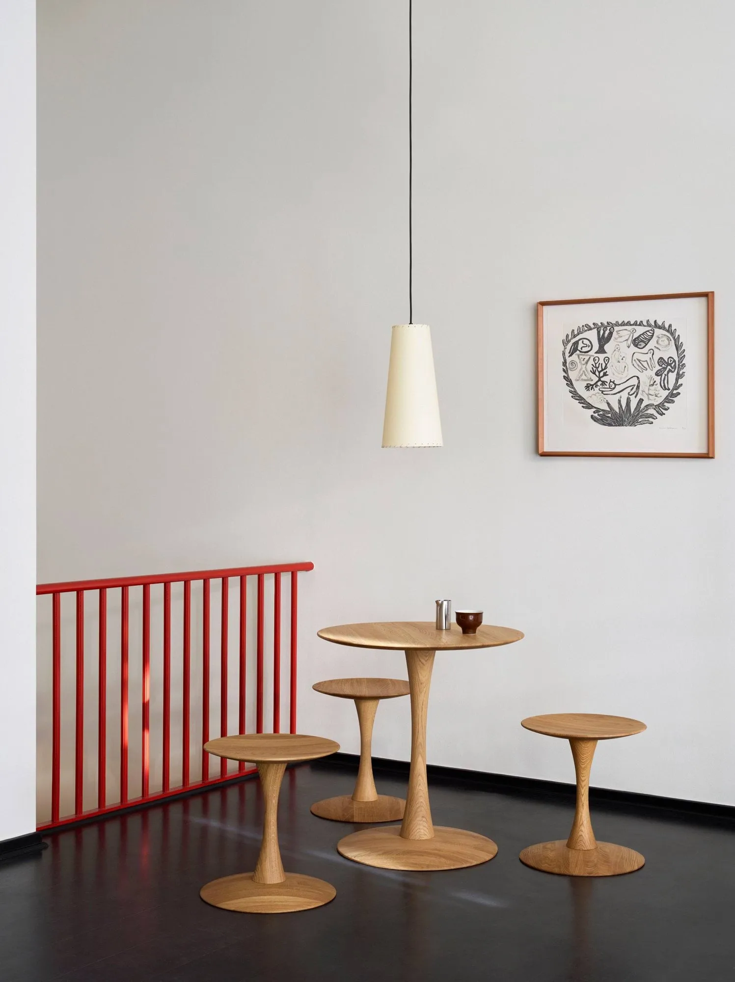ND107 Trisse Esstisch, Geölte Eiche, Ø75x73 cm Fredericia Furniture