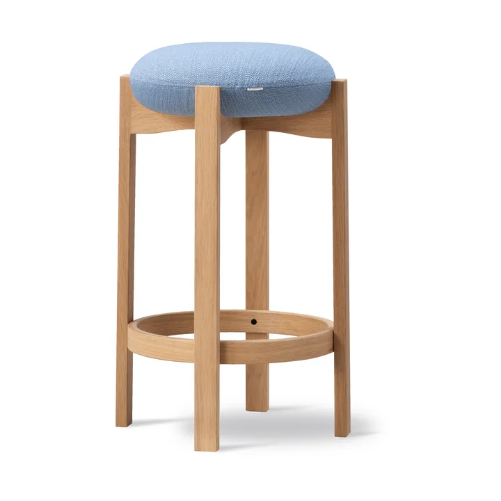 Pioneer Hocker hoch - Odino PV82 light blue-lackierte Eiche - Fredericia Furniture