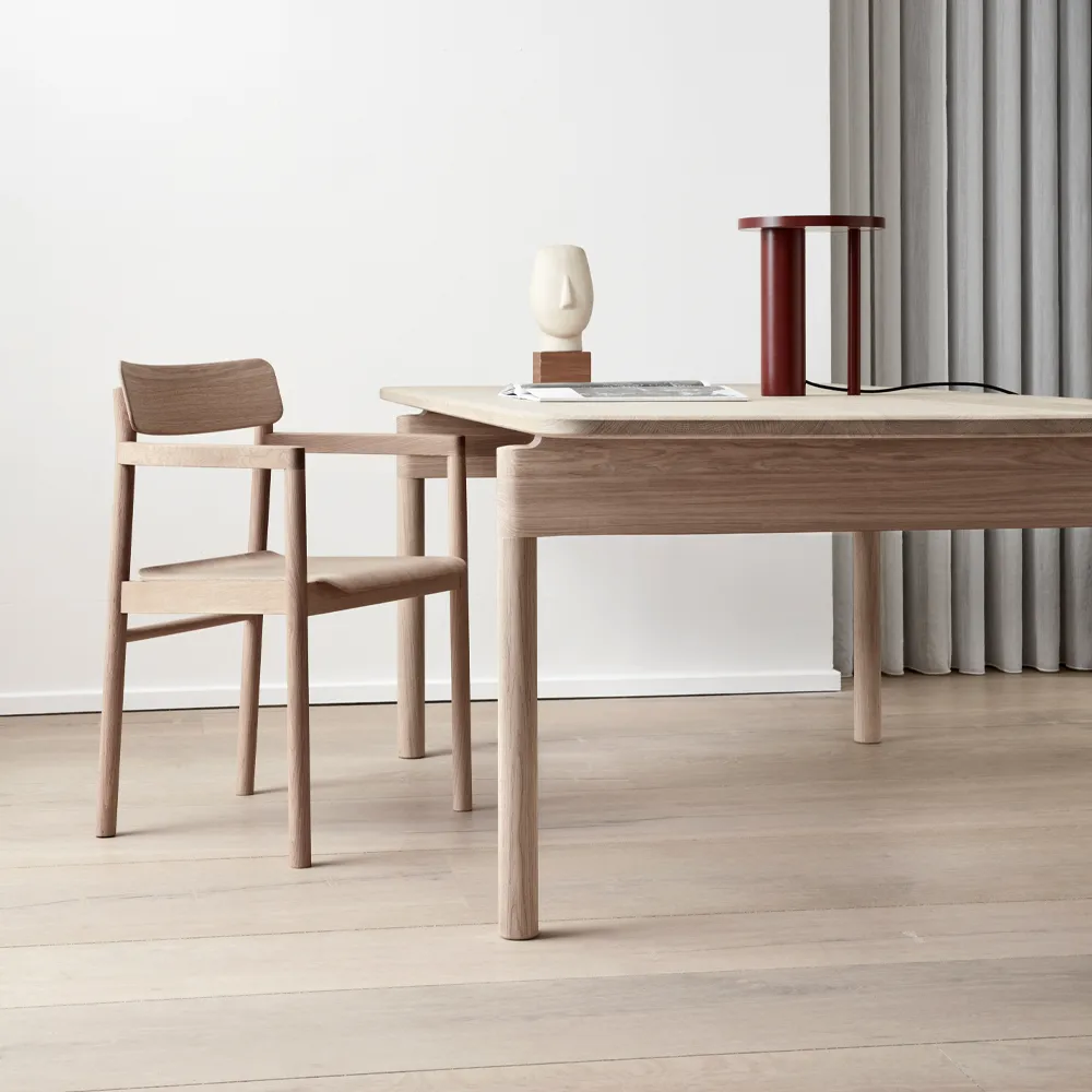 Post 6438 Esstisch, Hell geölte Eiche, 100x225 cm Fredericia Furniture