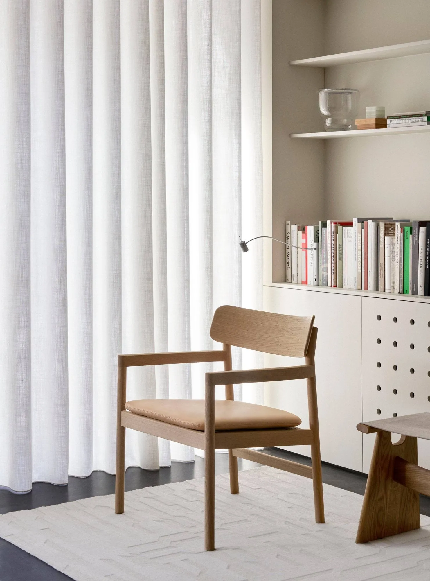 Post Loungesessel, Vegeta Leder-hellgeölte Eiche Fredericia Furniture