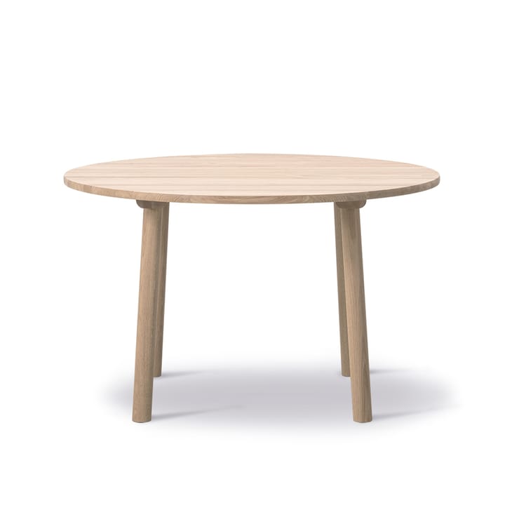 Taro 6121 Esstisch - Seifengeölte Eiche, ø120 cm - Fredericia Furniture